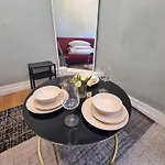 A3-1St Floor 2 Bed Flat Near Elephant And Castle