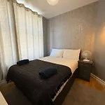 A3-1St Floor 2 Bed Flat Near Elephant And Castle